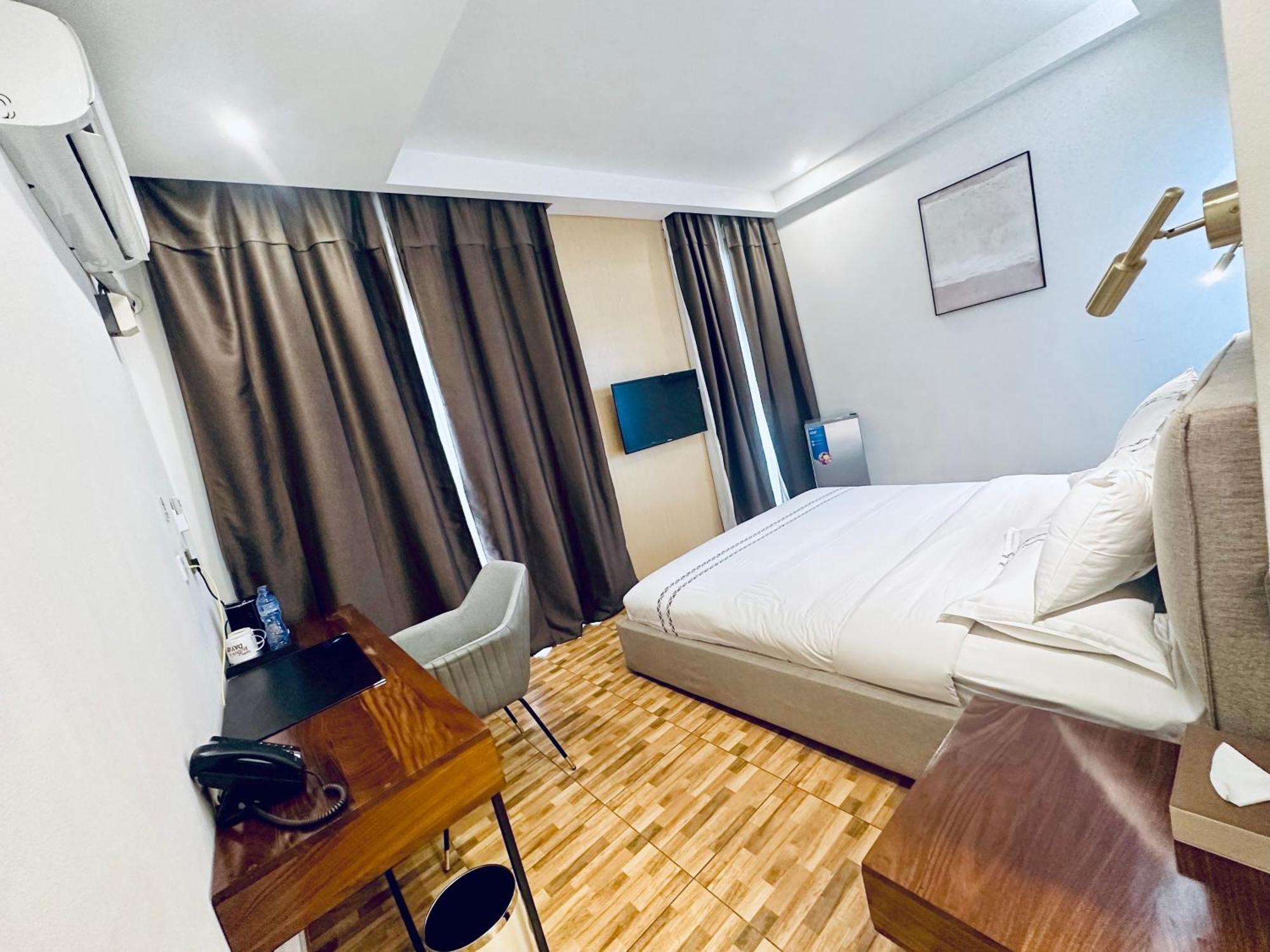H&H Hotel キンシャサ エクステリア 写真