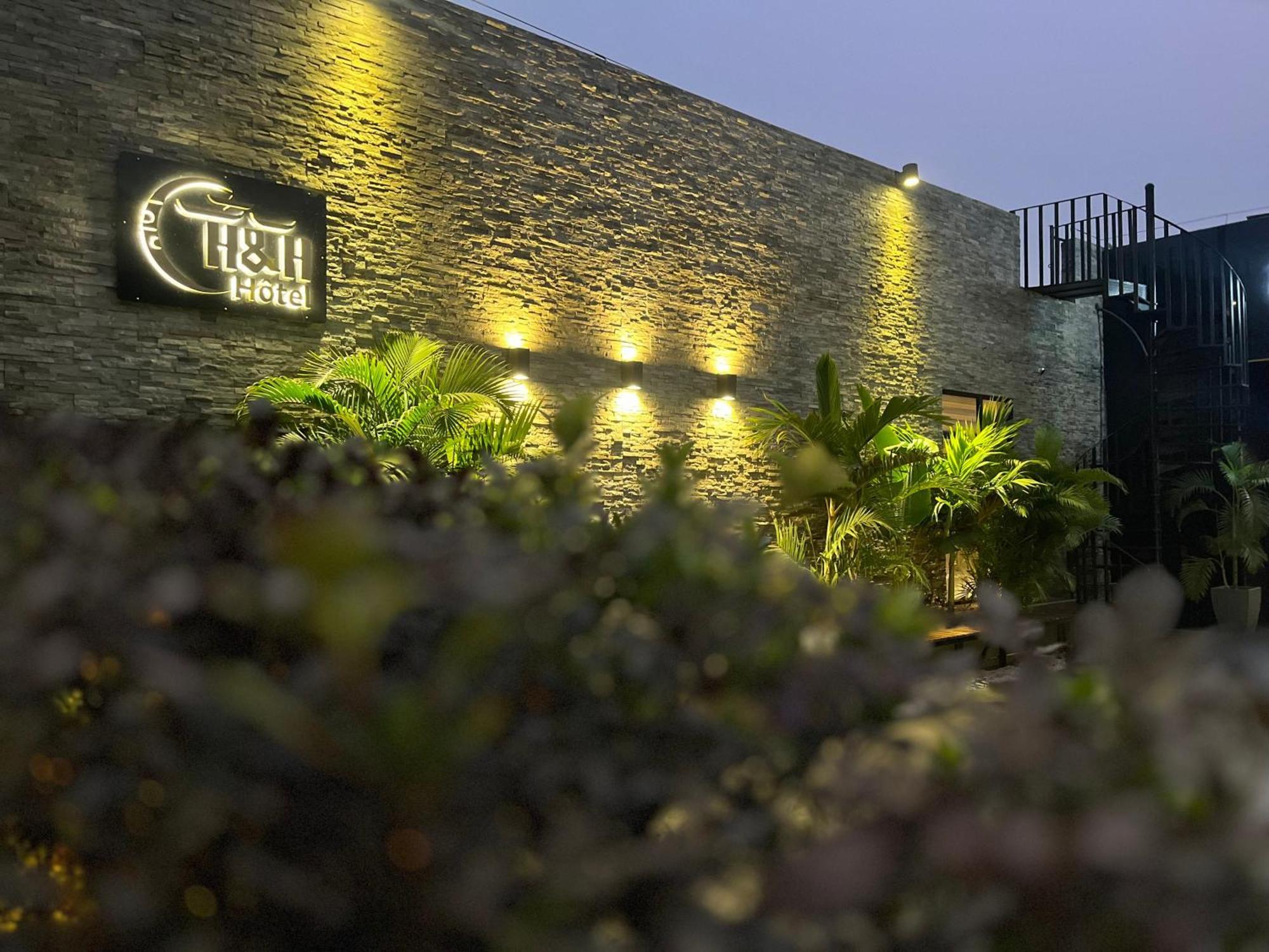H&H Hotel キンシャサ エクステリア 写真