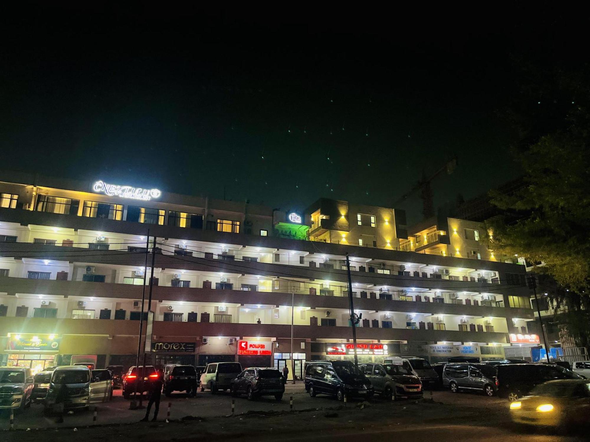 H&H Hotel キンシャサ エクステリア 写真