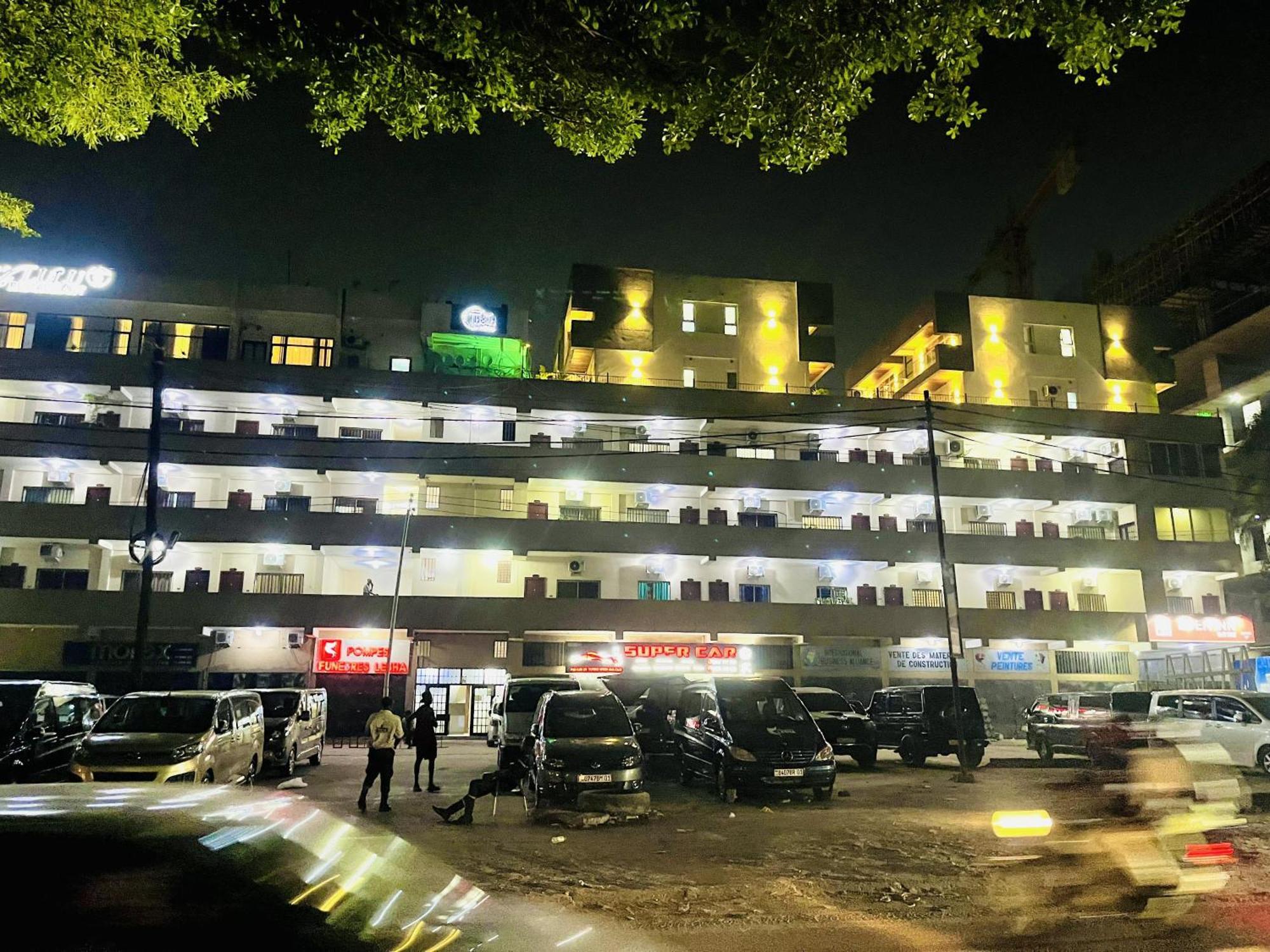 H&H Hotel キンシャサ エクステリア 写真