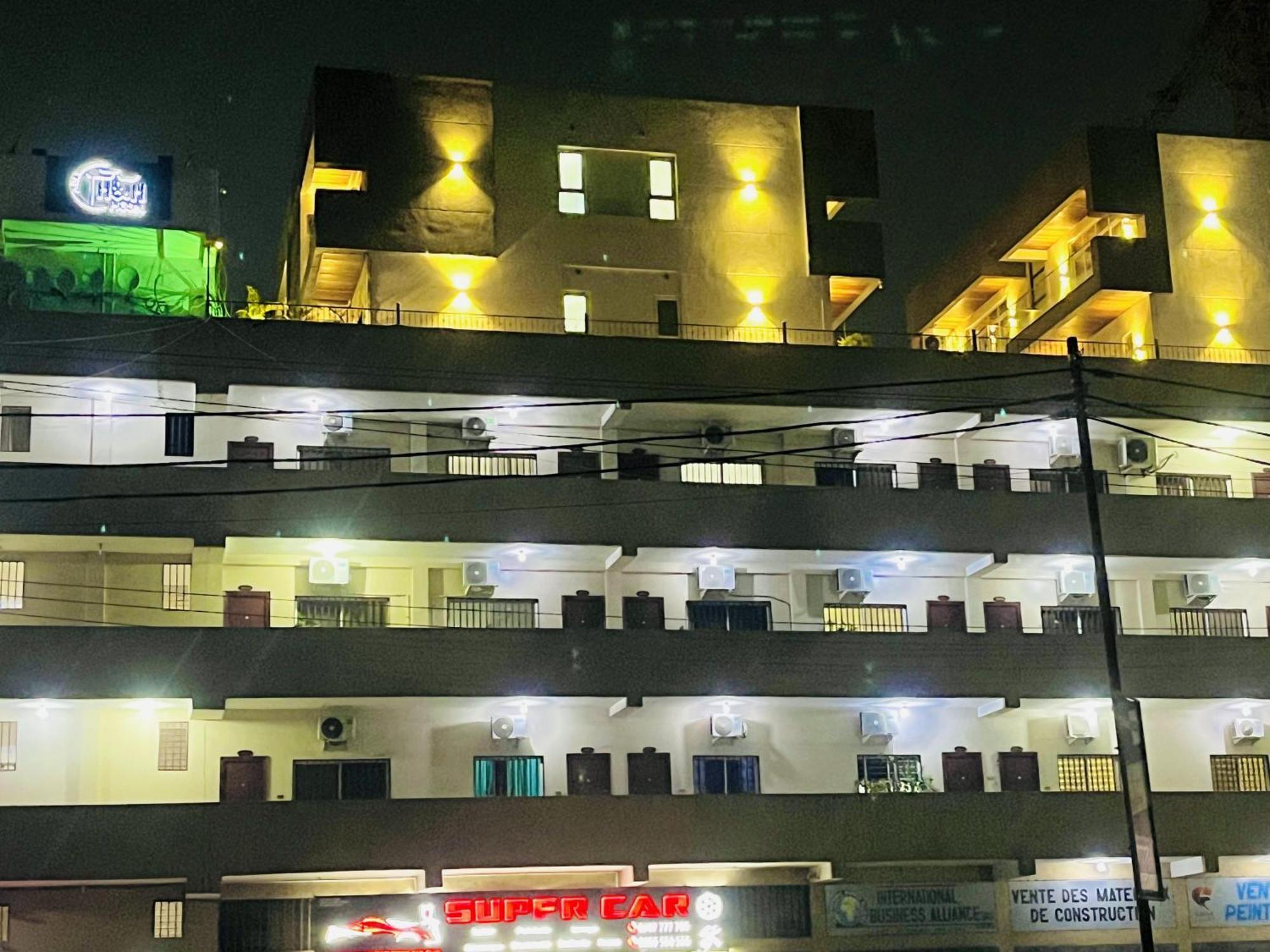 H&H Hotel キンシャサ エクステリア 写真